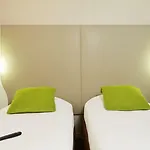 Hotel Campanile - Le Vesinet 3*