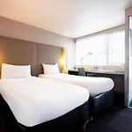 Campanile - Le Vesinet Hotel