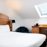 Campanile - Le Vesinet Hotel