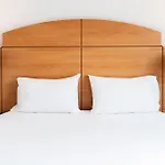 Hotel Campanile - Le Vesinet 3*