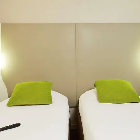 Hotel Campanile - Le Vesinet 3*