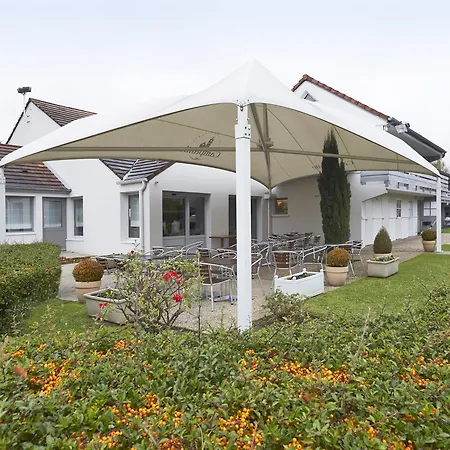 Campanile - Le Vesinet Hotel 3*
