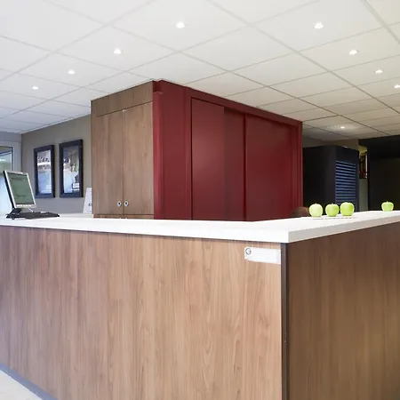 Hotel Campanile - Le Vésinet