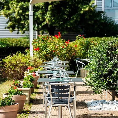 Campanile - Le Vesinet 3*