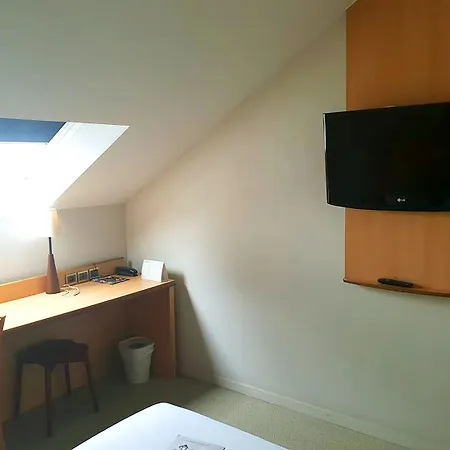 Campanile - Le Vésinet Hotel 3*