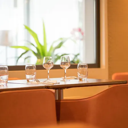 Hotel Campanile - Le Vesinet