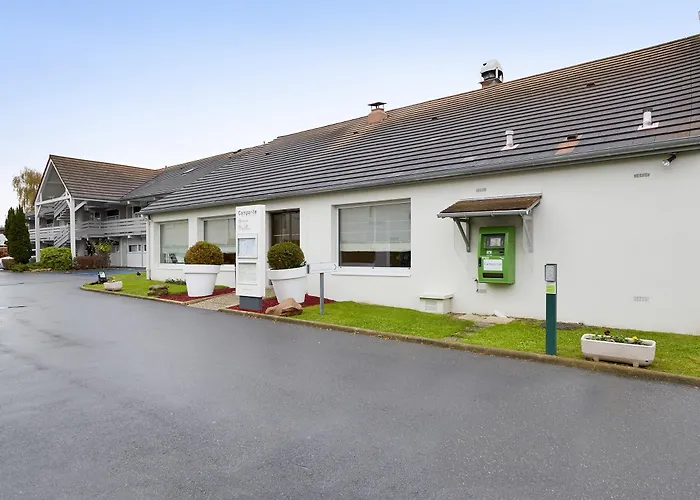 Campanile - Le Vesinet 3*