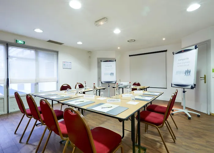 カンパニール - ル ヴェジネ ホテル