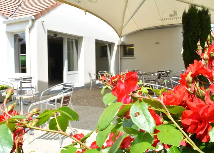 Campanile - Le Vesinet 3* Монтесон