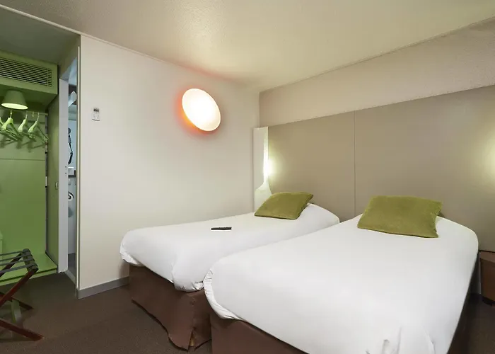 Campanile - Le Vesinet 3* Montesson